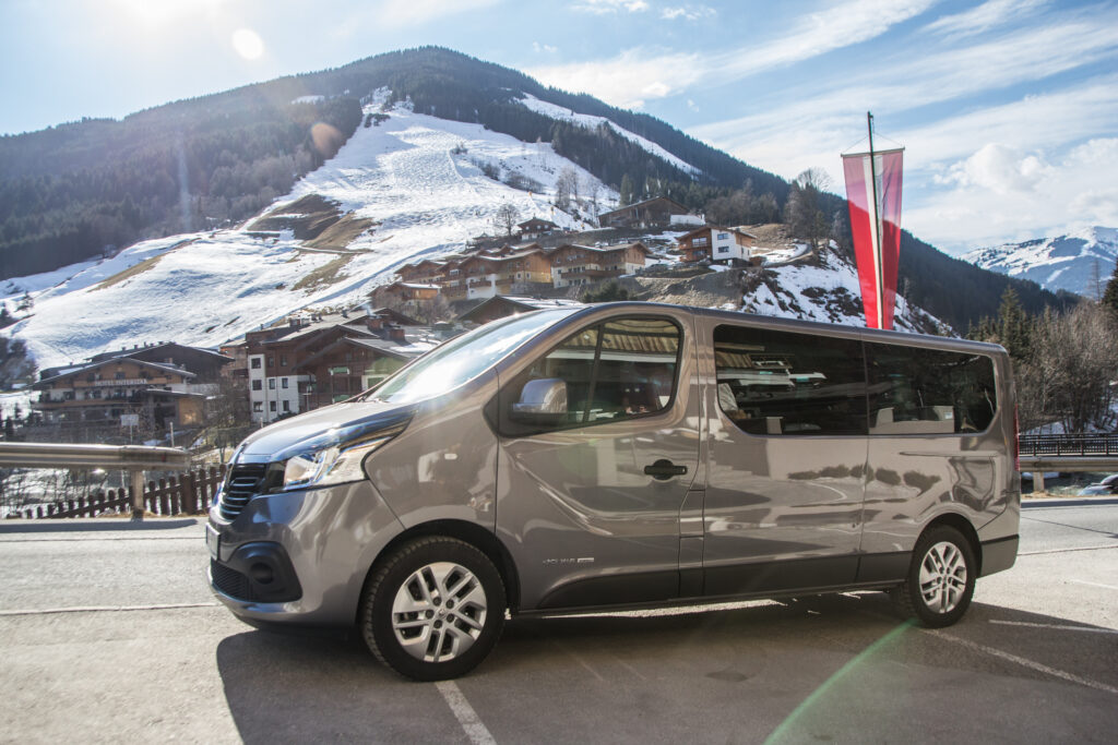 CzajkaBus – przejazdy busem do Niemiec i Holandii, przewóz przesyłek