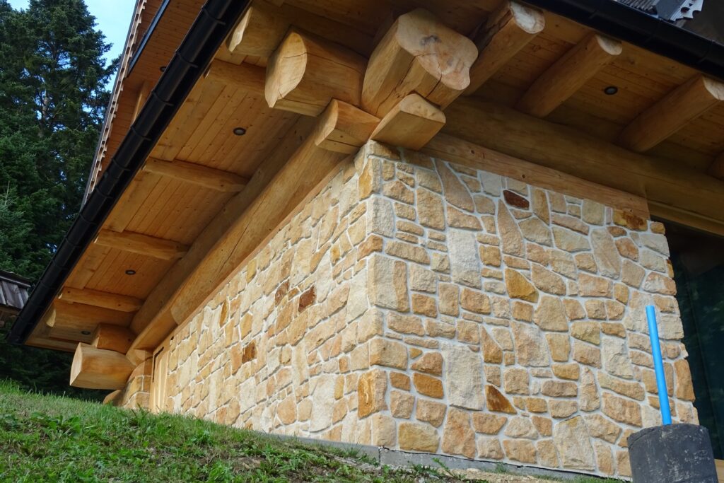 Kamień elewacyjny płytki dzikówka na dom ściany elewacje z kamienia naturalnego